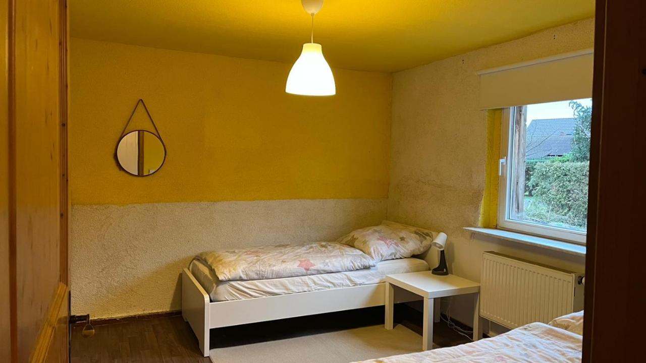 Ferienwohnung Monteure, Ganzes Haus, Schwarzheide, Haus 1 Exterior foto