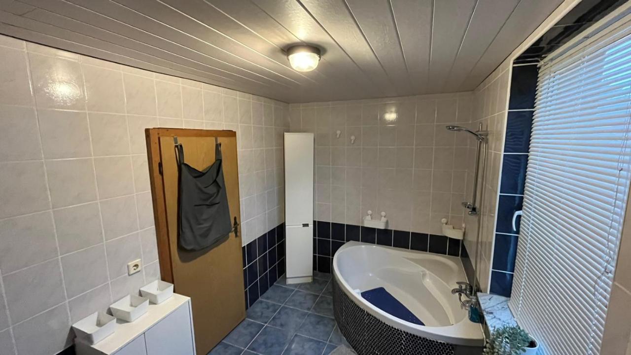 Ferienwohnung Monteure, Ganzes Haus, Schwarzheide, Haus 1 Exterior foto