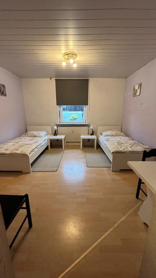 Ferienwohnung Monteure, Ganzes Haus, Schwarzheide, Haus 1 Exterior foto