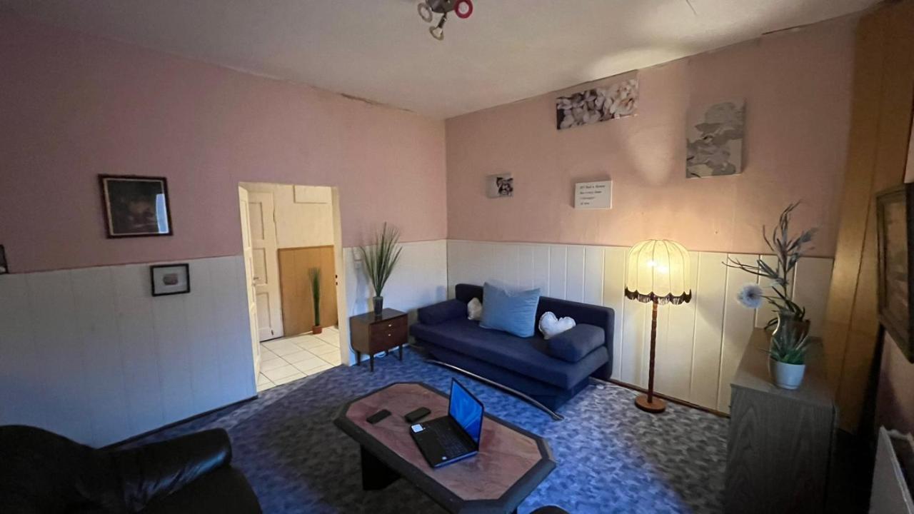 Ferienwohnung Monteure, Ganzes Haus, Schwarzheide, Haus 1 Exterior foto