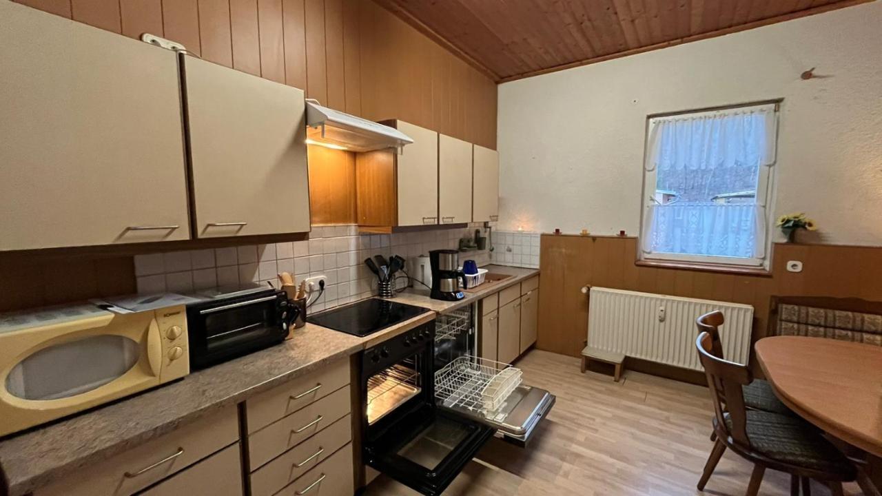 Ferienwohnung Monteure, Ganzes Haus, Schwarzheide, Haus 1 Exterior foto